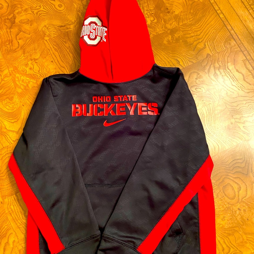 Like new Ohio State Buckeyes Nike Sweatshirt. Medium